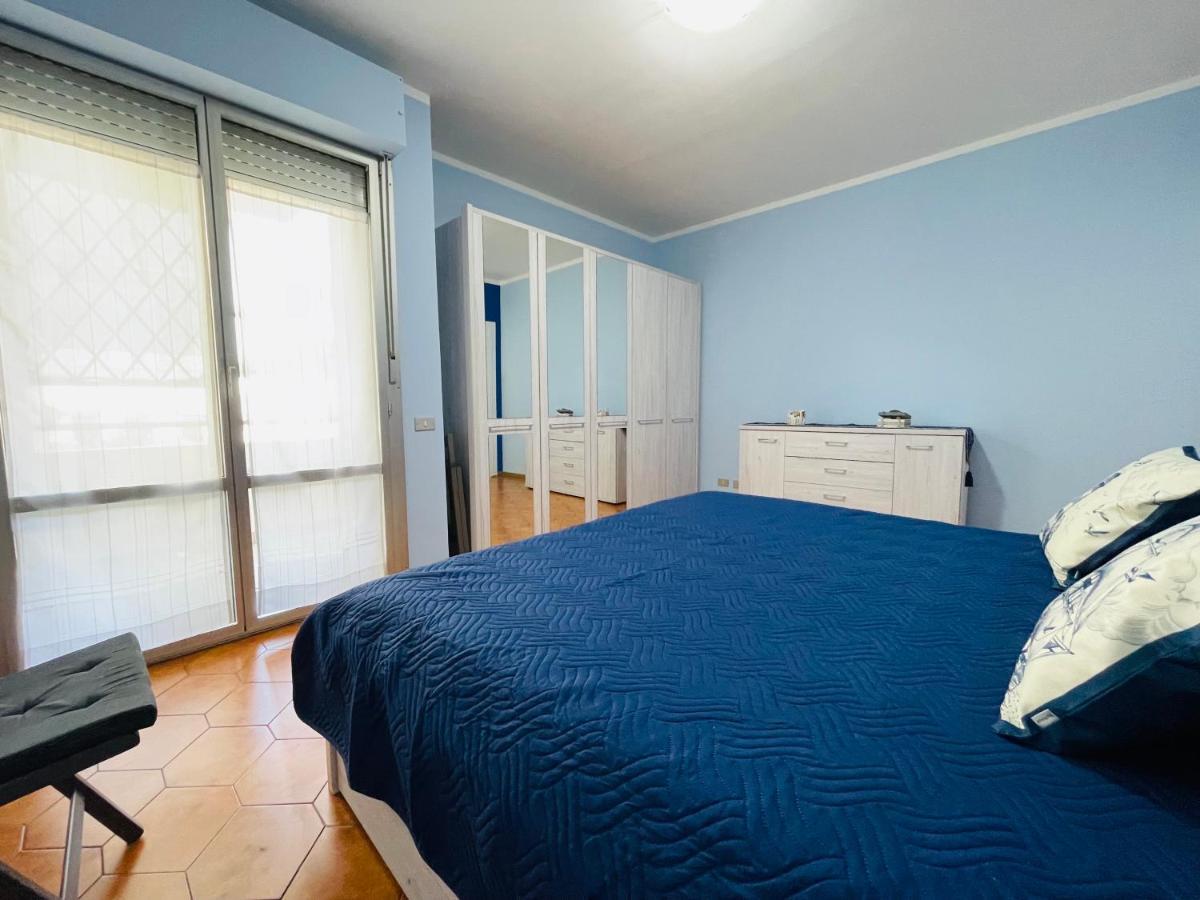 Stefano'S Guests House: 2 Bedrooms & Parking In ヴィアレッジョ エクステリア 写真
